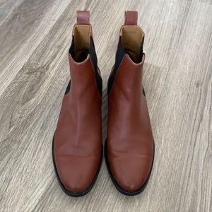 Everlane leather chelsea boots size 7